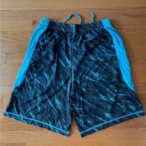 Under Armour LG athletic shorts